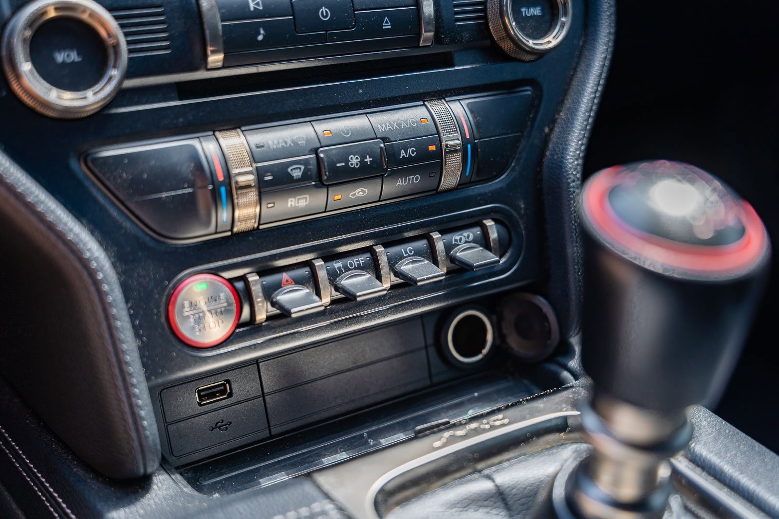 Certified 2020 Ford Mustang Shelby GT350 w/ Technology Package image 33