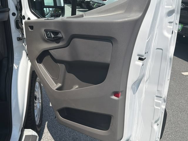 Certified 2025 Ford Transit 250 Low Roof w/ Exterior Upgrade Package RWD image 16