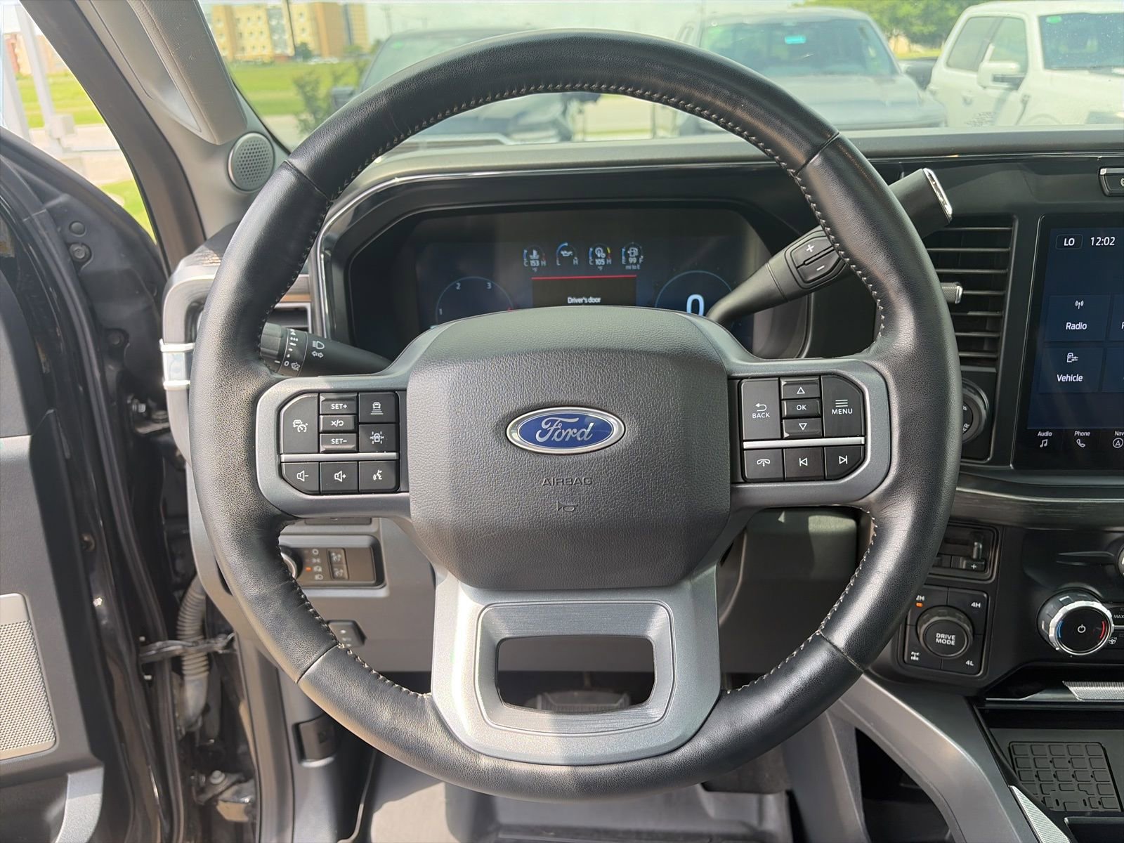 Certified 2024 Ford F250 Lariat w/ Lariat Ultimate Package AWD/4WD image 17