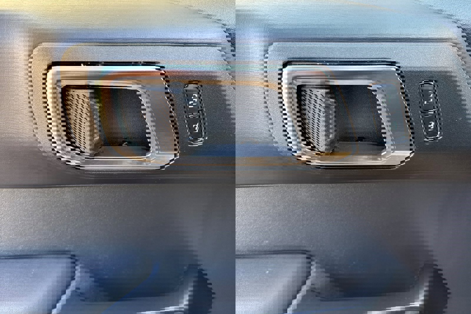 Certified 2025 Ford Bronco Outer Banks image 12