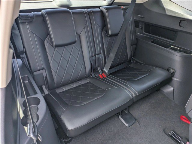 Used 2024 Volkswagen Atlas SEL Premium R-Line AWD/4WD image 22