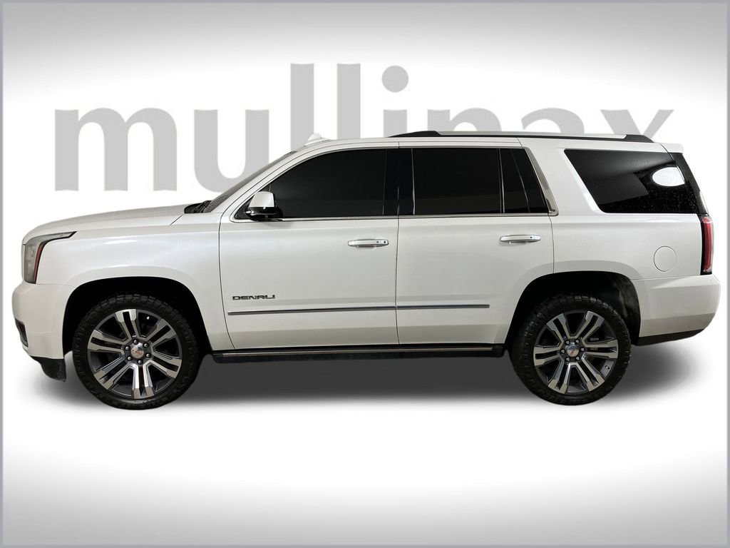 Used 2020 GMC Yukon Denali w/ Denali Premium Package image 2