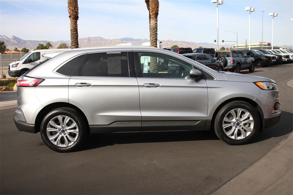 Certified 2022 Ford Edge Titanium image 7
