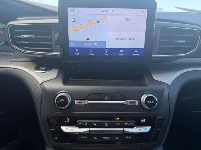 Certified 2020 Ford Explorer XLT w/ Equipment Group 202A AWD/4WD image 14