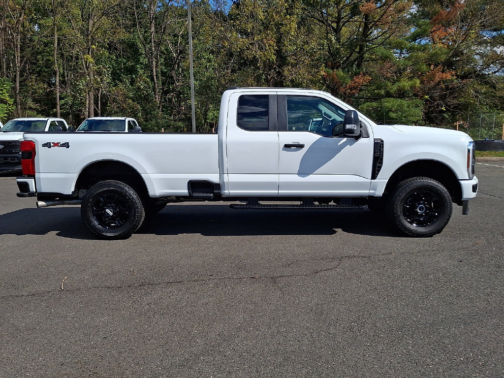 Certified 2025 Ford F250 XL w/ STX Appearance Package AWD/4WD image 10