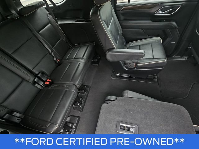Used 2023 Chevrolet Suburban Premier image 14