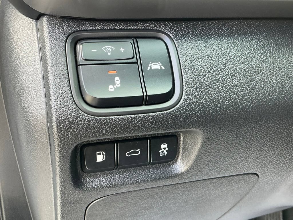 Used 2020 Kia Optima LX FWD image 26
