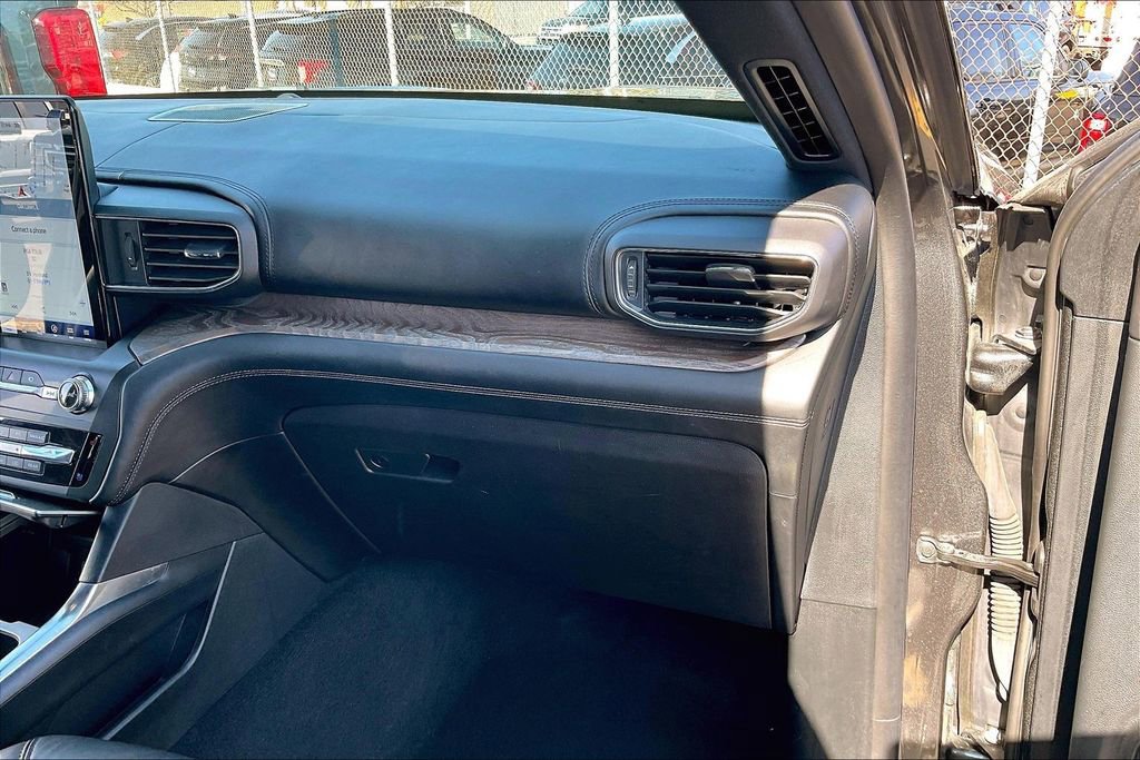 Certified 2020 Ford Explorer Platinum w/ Premium Technology Package image 14