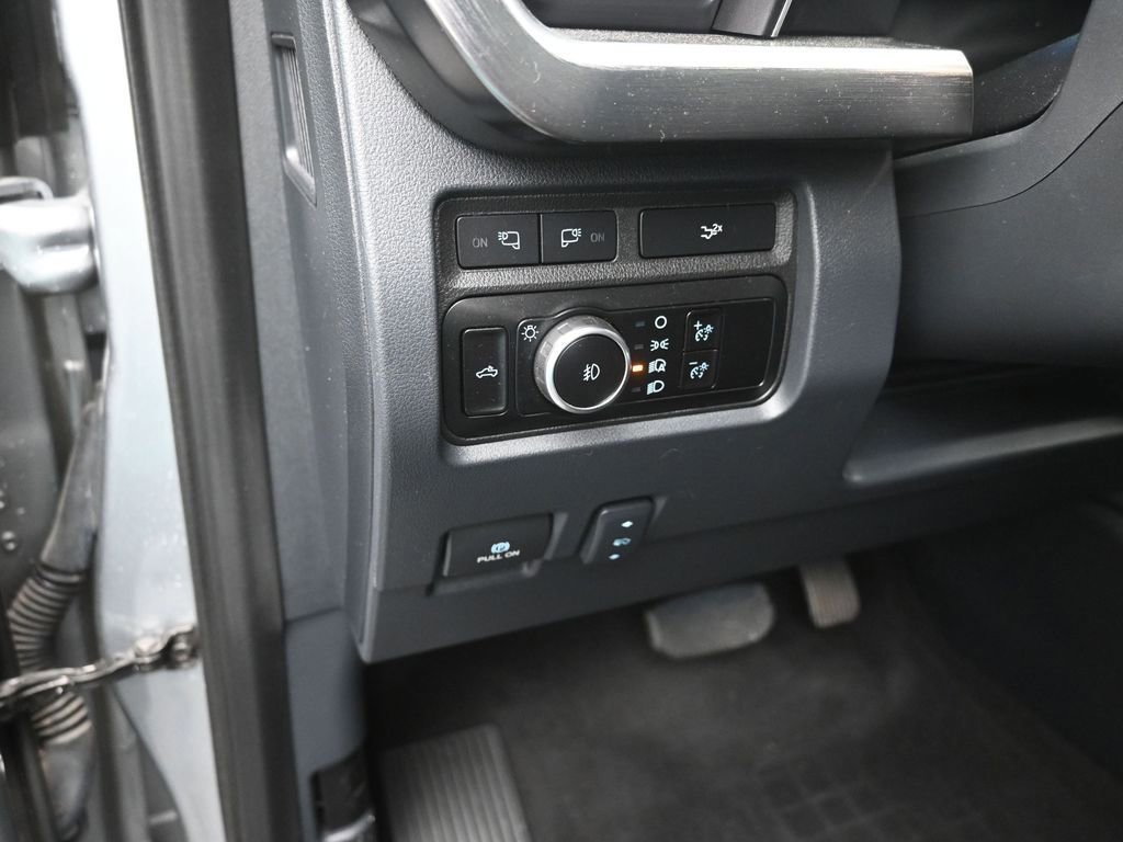 Certified 2023 Ford F250 Lariat w/ Lariat Ultimate Package image 19