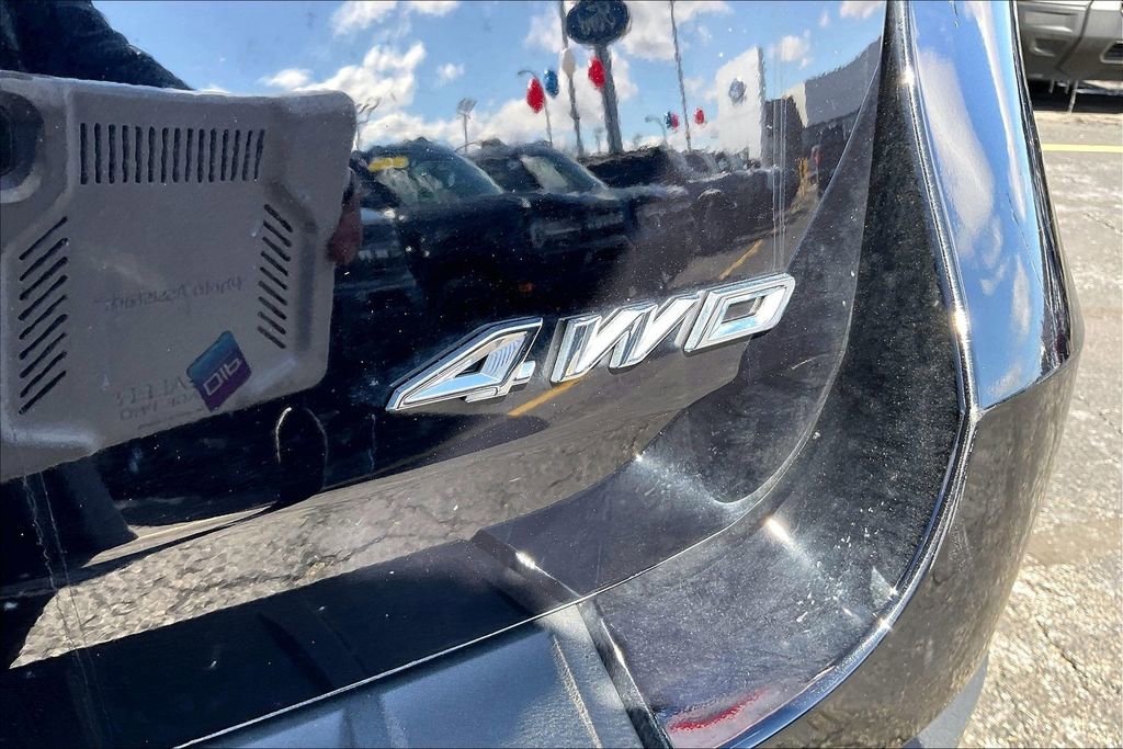 Certified 2022 Ford Explorer XLT w/ Class IV Trailer Tow Package image 7