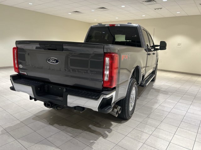 Certified 2023 Ford F250 XLT w/ FX4 Off-Road Package AWD/4WD image 5