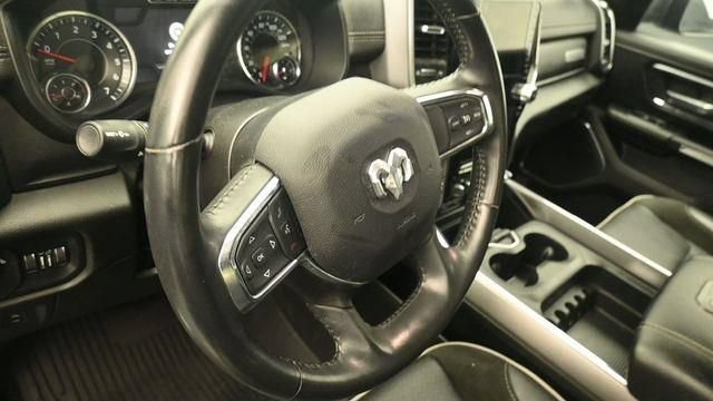 Used 2024 RAM 1500 Laramie AWD/4WD image 16