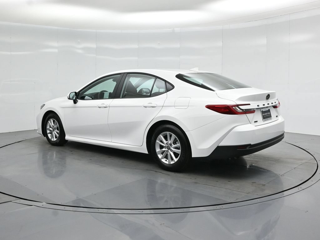 Used 2025 Toyota Camry LE FWD image 6