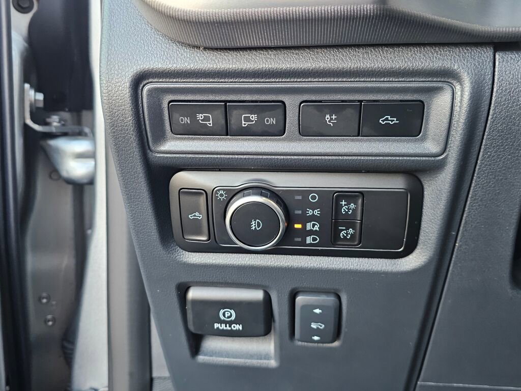 Certified 2023 Ford F150 Platinum w/ FX4 Off-Road Package image 21