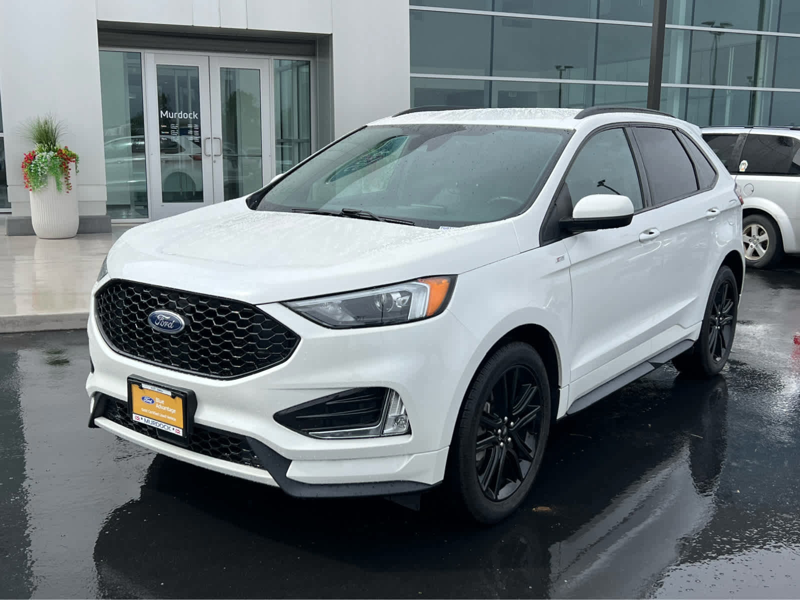 Certified 2023 Ford Edge ST-Line AWD/4WD image 2
