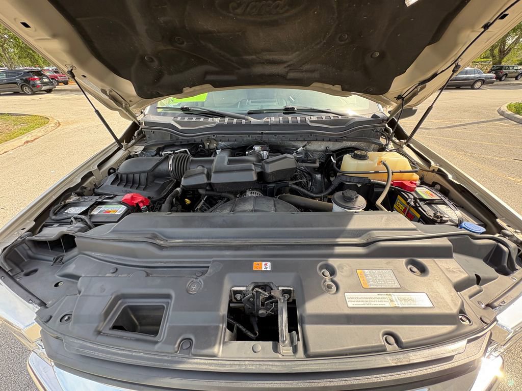 Certified 2018 Ford F250 XLT w/ XLT Value Package AWD/4WD image 30