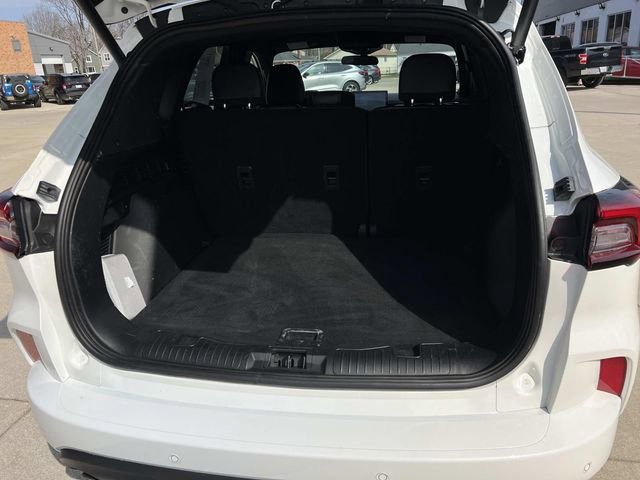 Certified 2024 Ford Escape ST-Line w/ Tech Pack #1 AWD/4WD image 12