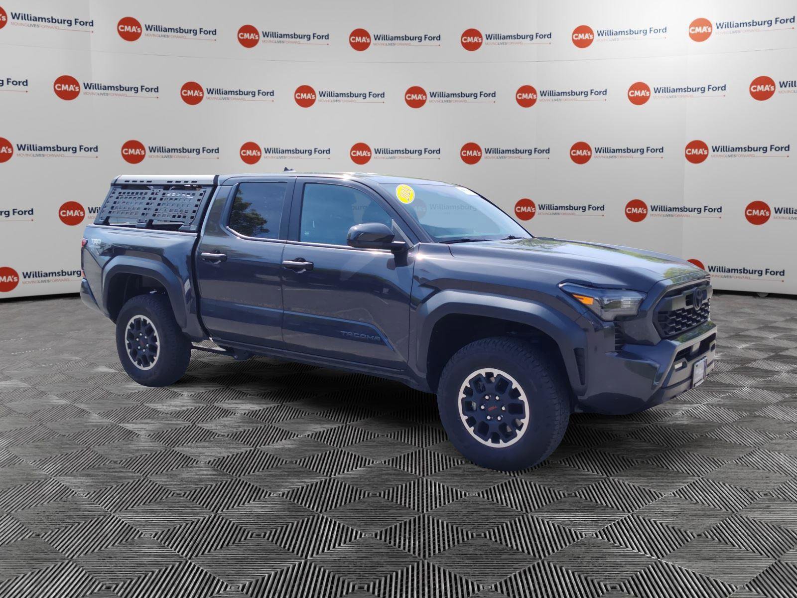 Used 2024 Toyota Tacoma TRD Off-Road AWD/4WD image 7