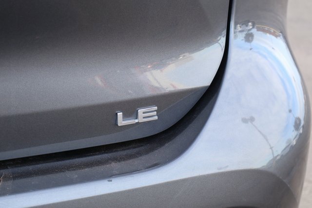 Used 2024 Toyota Highlander LE image 13