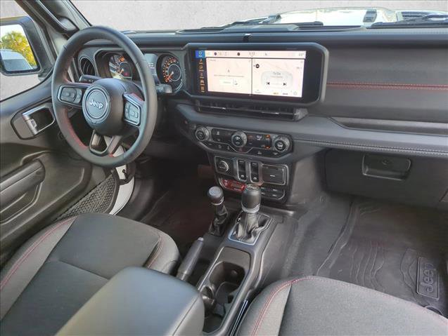 Used 2024 Jeep Wrangler Rubicon image 21