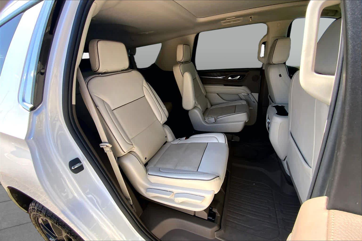 Used 2023 GMC Yukon Denali AWD/4WD image 20