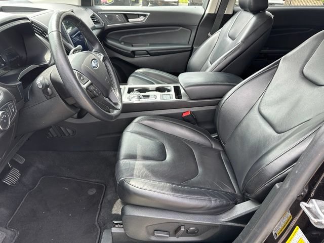 Certified 2022 Ford Edge Titanium AWD/4WD image 18