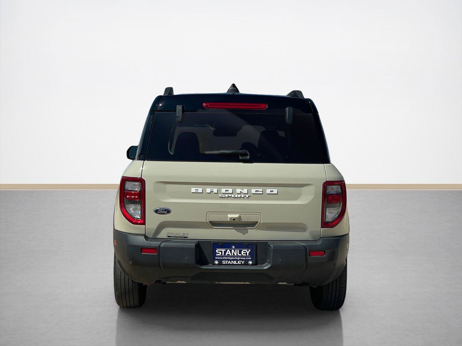 Certified 2025 Ford Bronco Sport Outer Banks w/ Outer Banks Tech Package+ AWD/4WD image 7