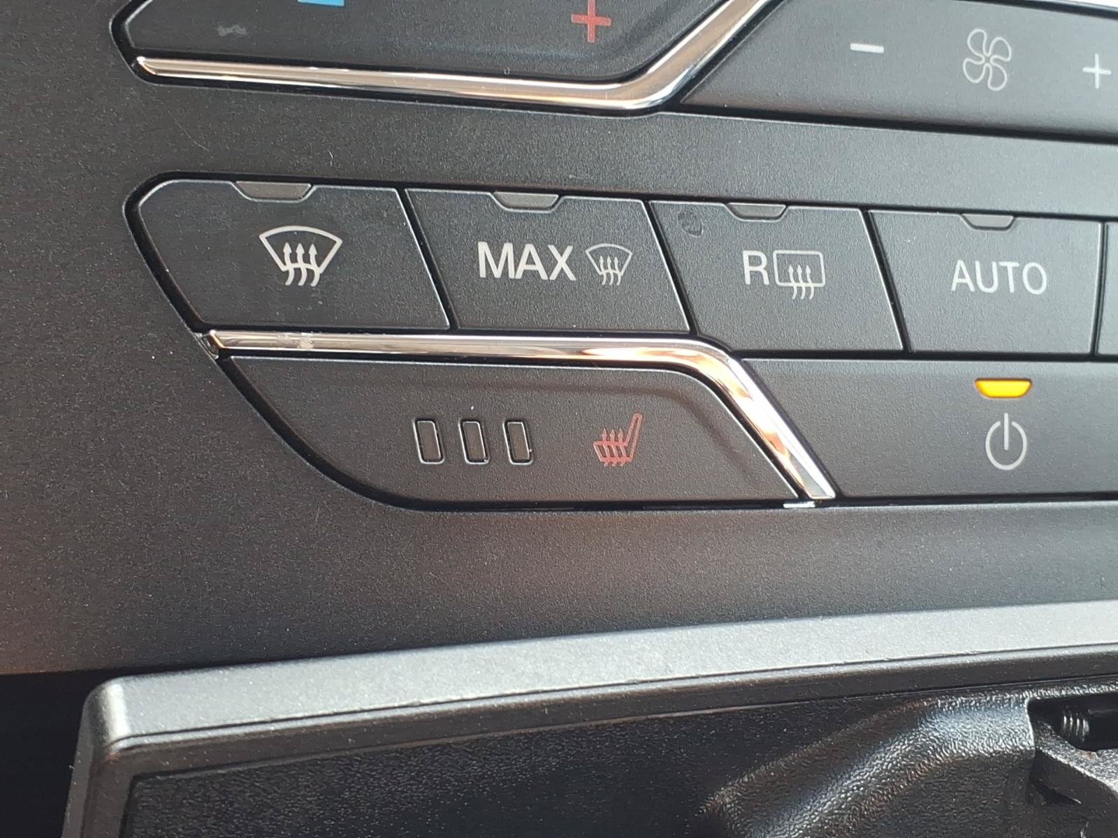 Certified 2019 Ford Edge SEL w/ Equipment Group 201A AWD/4WD image 18