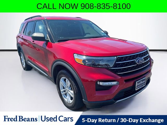 Certified 2020 Ford Explorer XLT w/ Equipment Group 202A AWD/4WD image 1