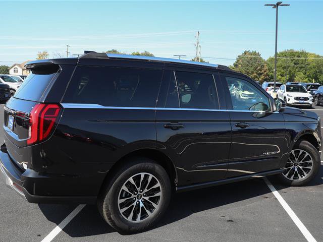 Certified 2025 Ford Expedition Platinum AWD/4WD image 9