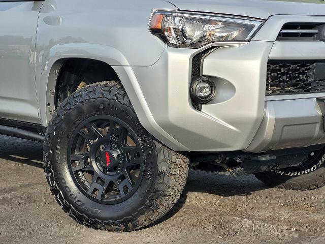 Used 2021 Toyota 4Runner TRD Off-Road image 11
