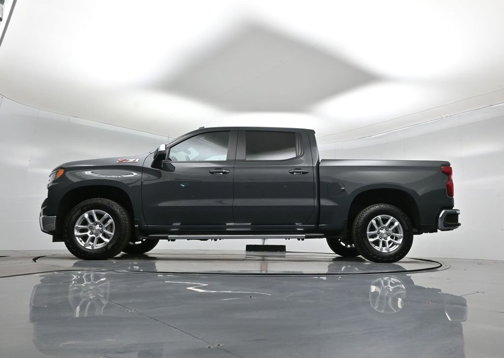 Used 2025 Chevrolet Silverado 1500 LT w/ Z71 Off-Road Package image 21