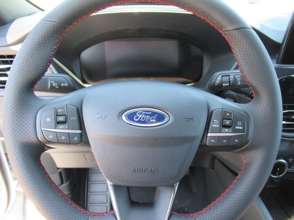 Certified 2025 Ford Escape ST-Line image 21