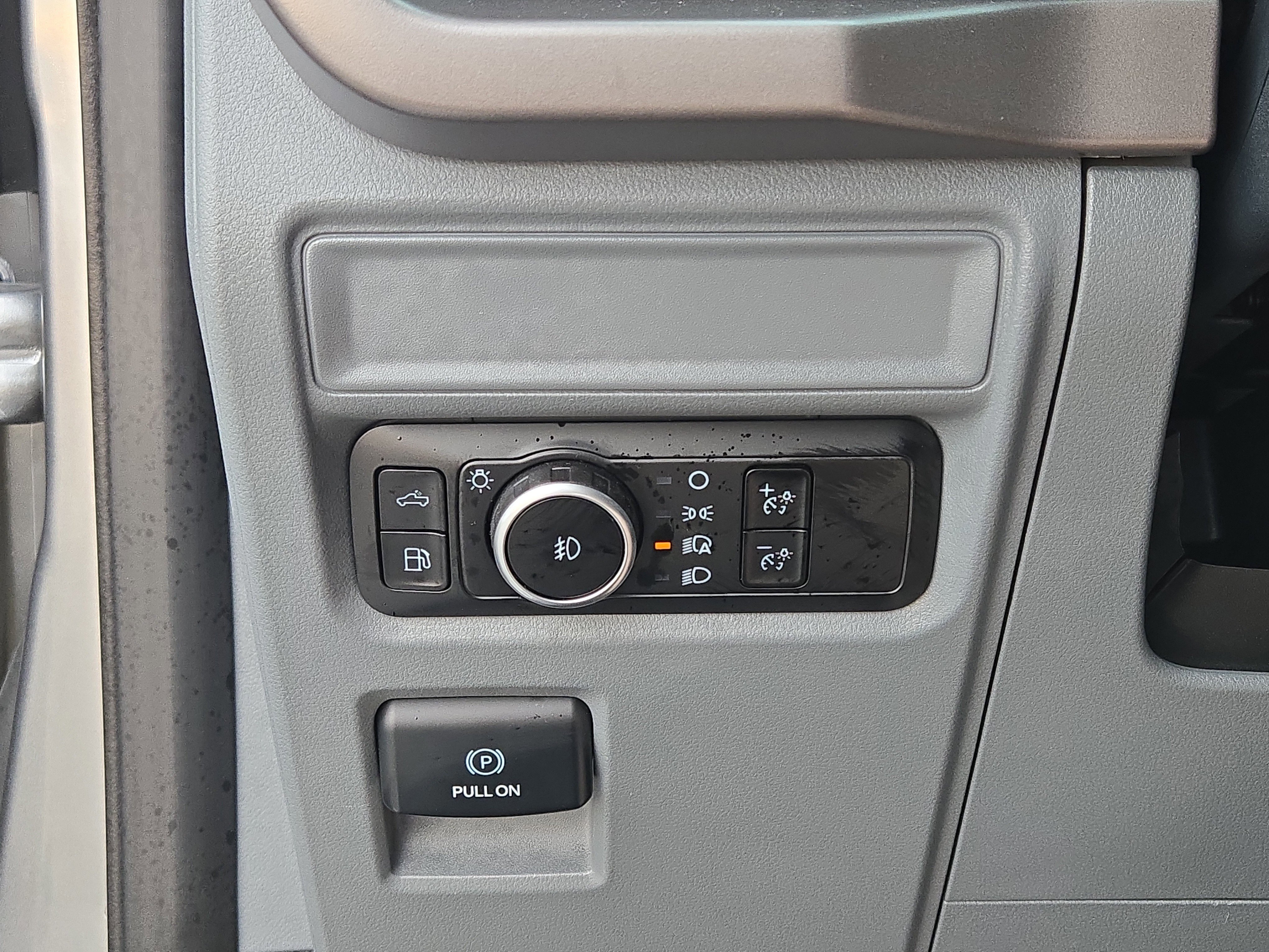 Certified 2024 Ford F150 XLT w/ Mobile Office Package image 23