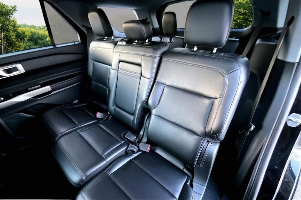 Certified 2023 Ford Explorer XLT w/ Equipment Group 202A image 25