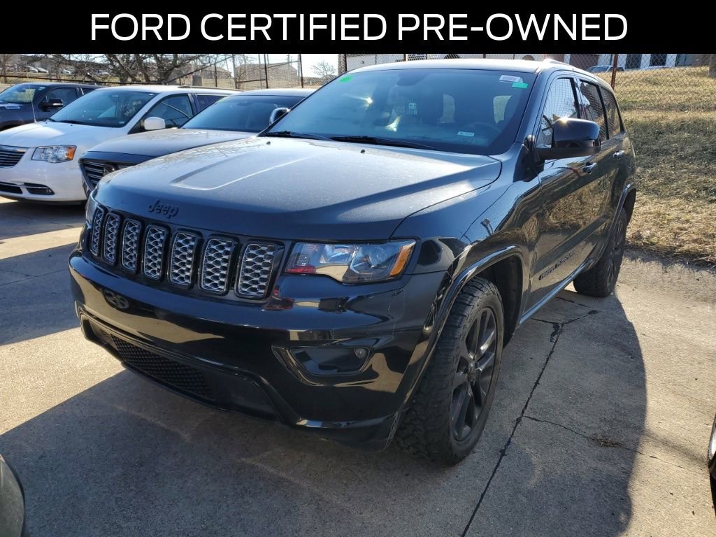 Used 2018 Jeep Grand Cherokee Altitude image 2
