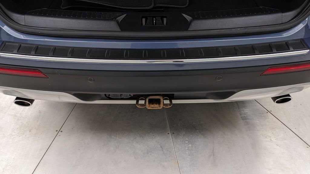 Certified 2021 Ford Explorer Limited image 8