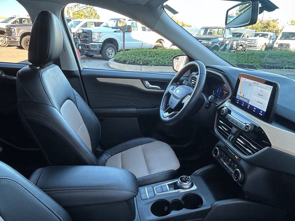 Certified 2022 Ford Escape Titanium w/ Titanium Elite Package AWD/4WD image 44