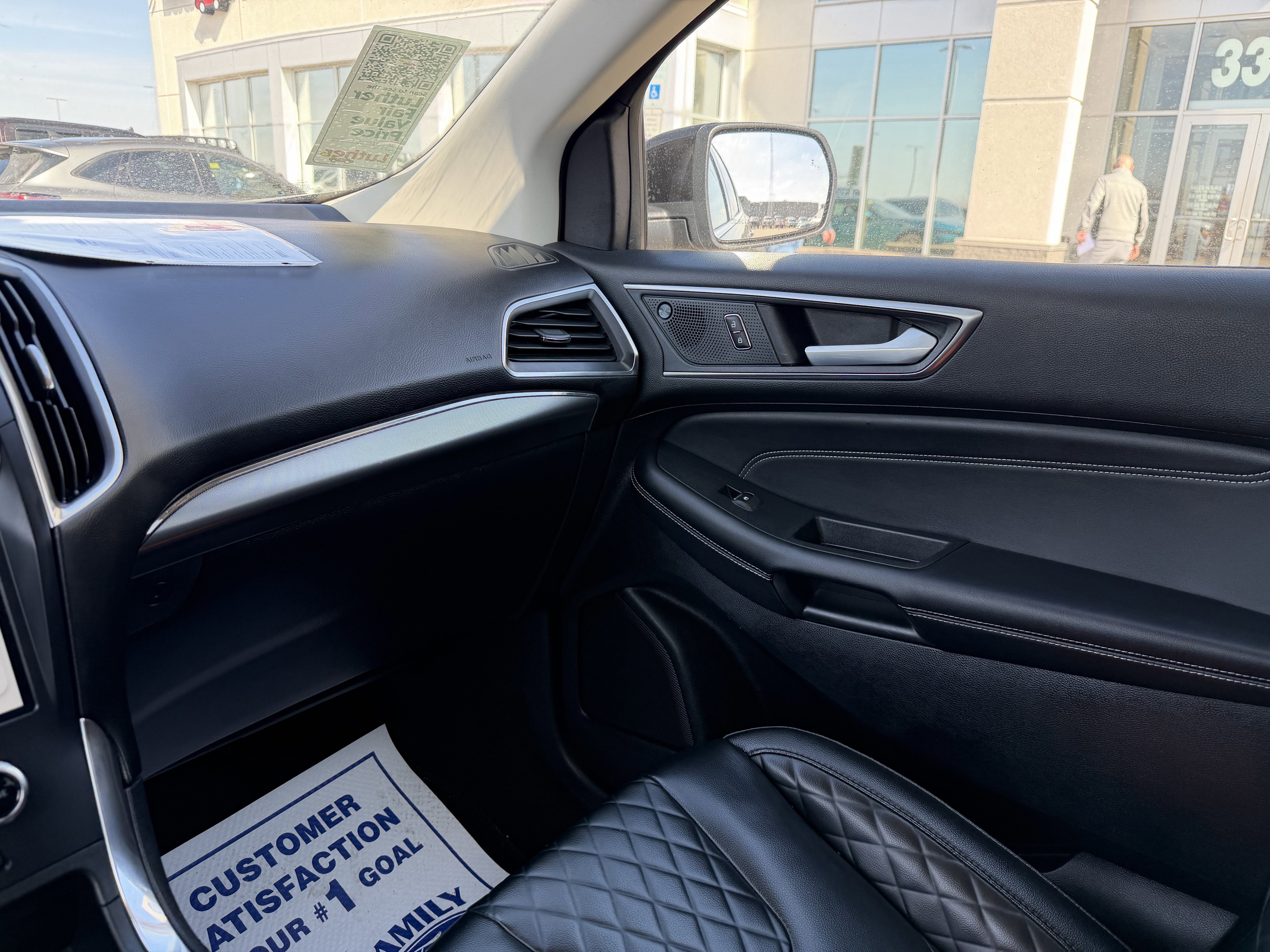 Certified 2024 Ford Edge Titanium AWD/4WD image 11