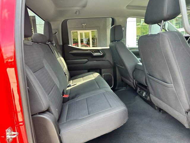 Used 2023 Chevrolet Silverado 1500 LT AWD/4WD image 39