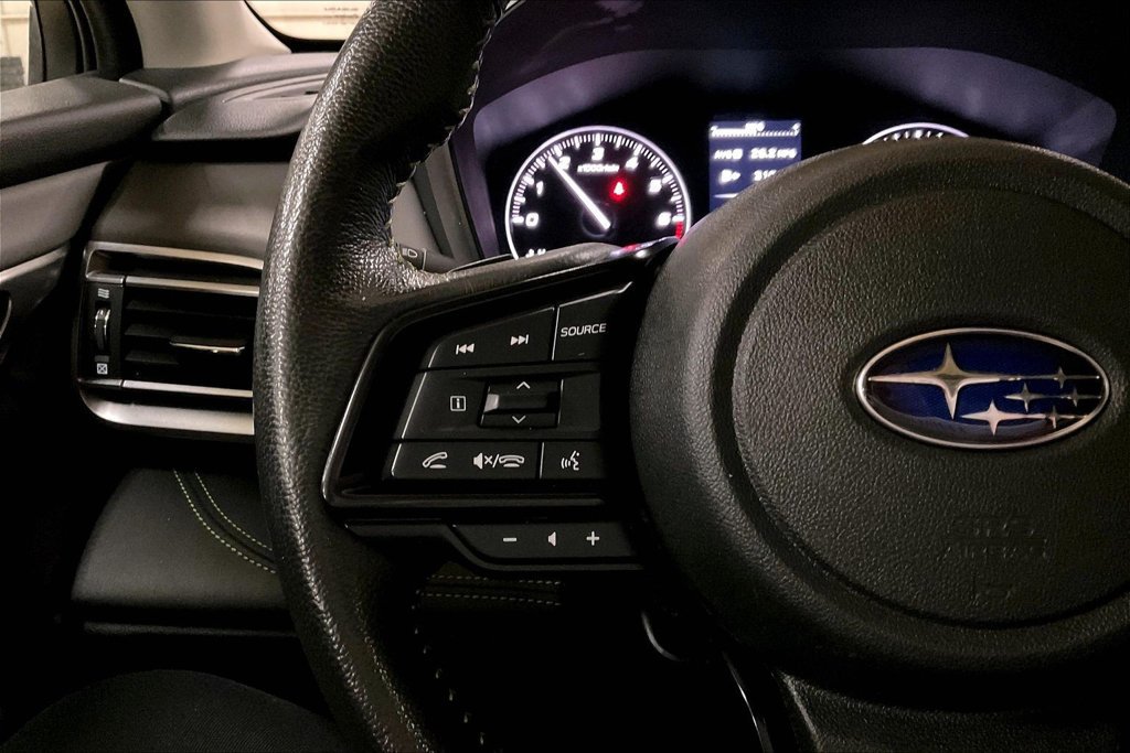 Used 2025 Subaru Outback Onyx Edition AWD/4WD image 17
