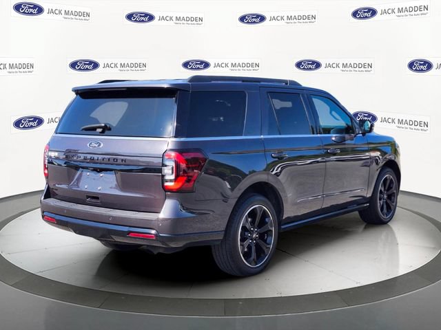 Certified 2022 Ford Expedition Limited AWD/4WD image 5