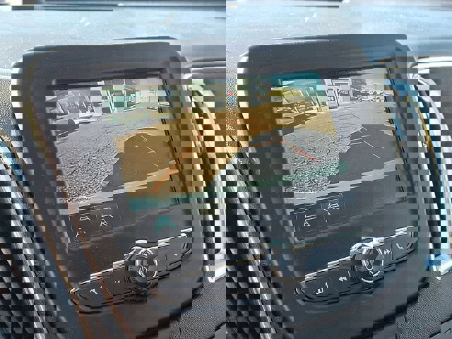 Used 2018 Chevrolet Malibu LT image 20