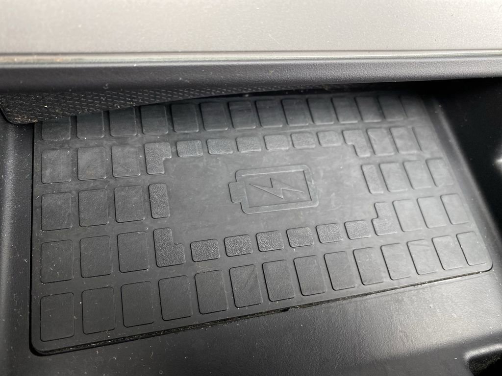 Certified 2023 Ford Explorer Platinum w/ Technology Package image 32