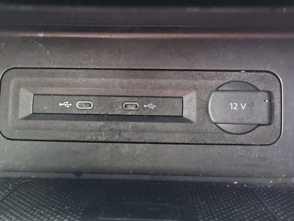 Used 2022 Volkswagen Atlas Cross Sport SEL R-Line image 20