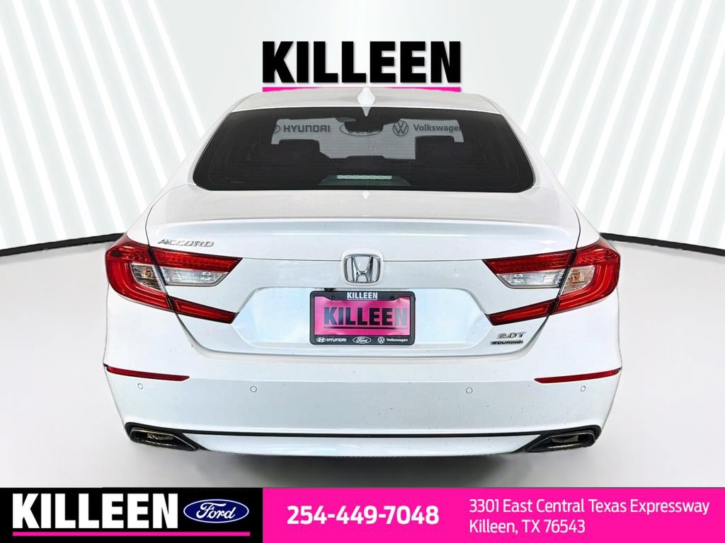 Used 2018 Honda Accord Touring image 7
