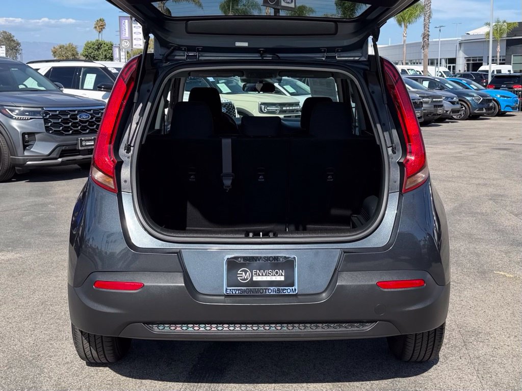Used 2021 Kia Soul LX FWD image 10