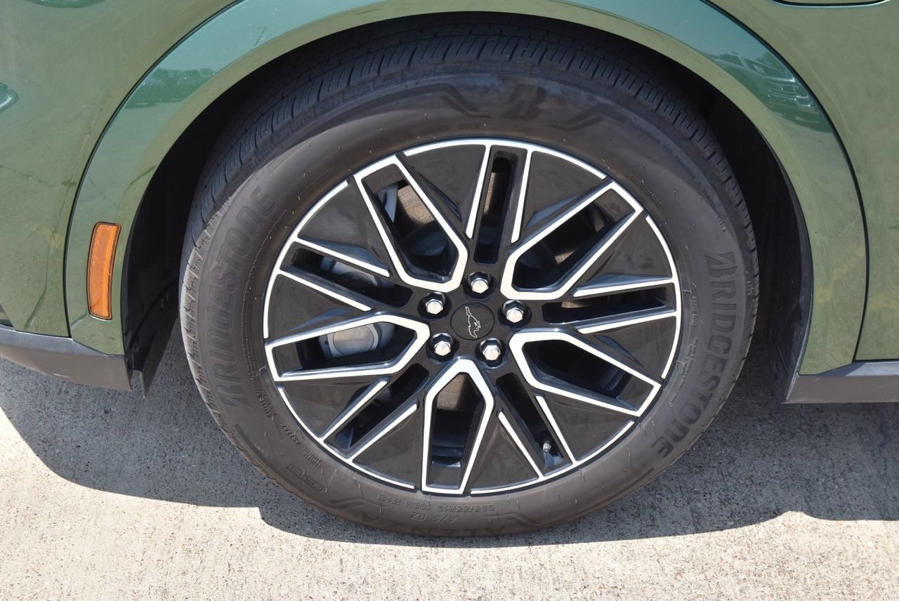 Certified 2025 Ford Mustang Mach-E Premium AWD/4WD image 10