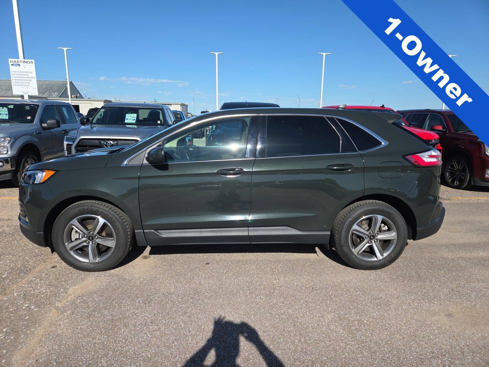 Certified 2023 Ford Edge SEL w/ Convenience Package AWD/4WD image 2