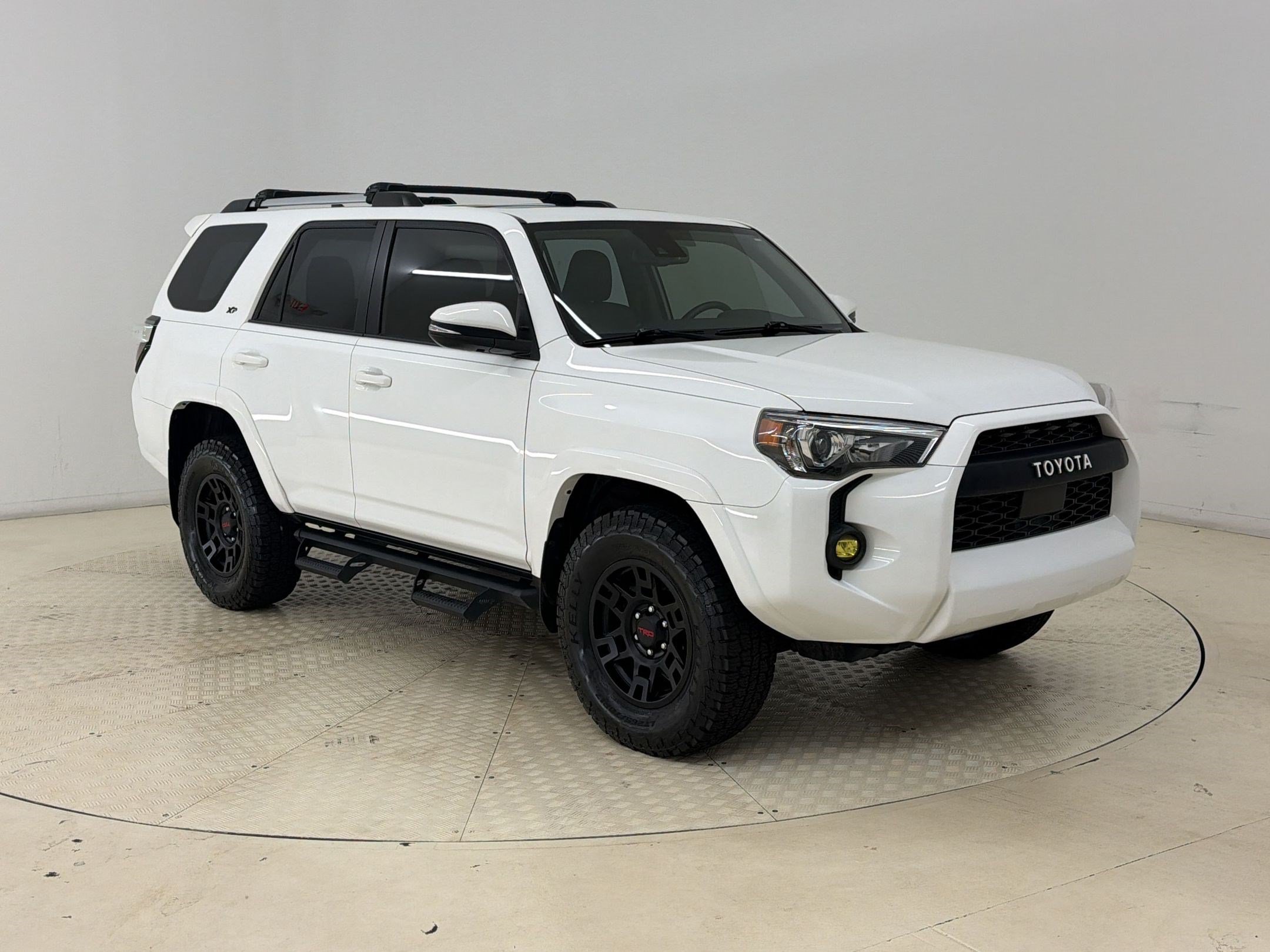 Used 2021 Toyota 4Runner SR5 Premium w/ Moonroof Package AWD/4WD image 7